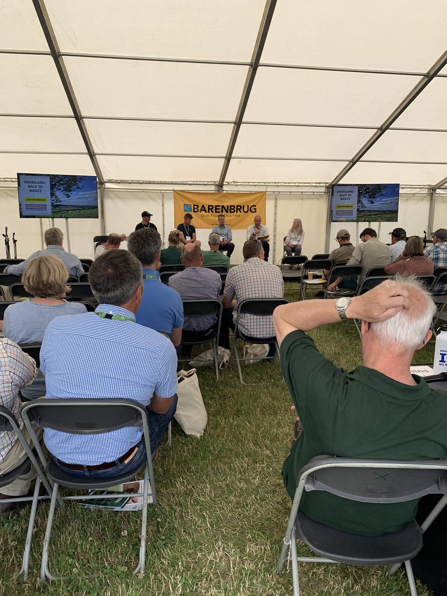 Grassland back to basics with top tips and advice from the speakers with all aspects of grassland establish and management “soil health is key” @Hutchinsons_Ag <a href="/MHFarmShop/">March House Farm Shop</a> <a href="/ssmsoilhealth/">Sustainable Soil Management</a> <a href="/Groundswellaguk/">Groundswell</a>