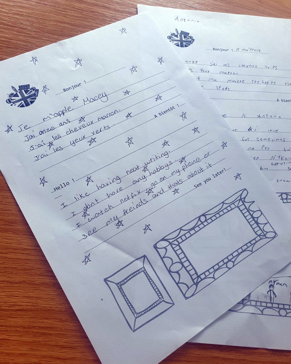 Queen Elizabeth's tweet media