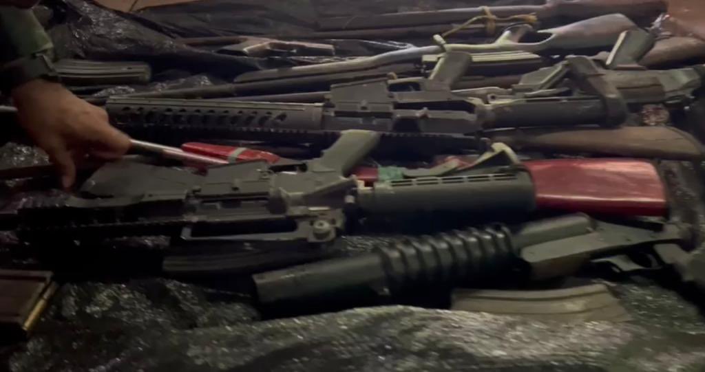 dhernandezlarez's tweet photo. Solo el Estado podrá poseer armas de guerra, serán destruidos todo tipo de instalaciones existentes en nuestro territorio con fines bélicos!! https://t.co/8jpdHLq583