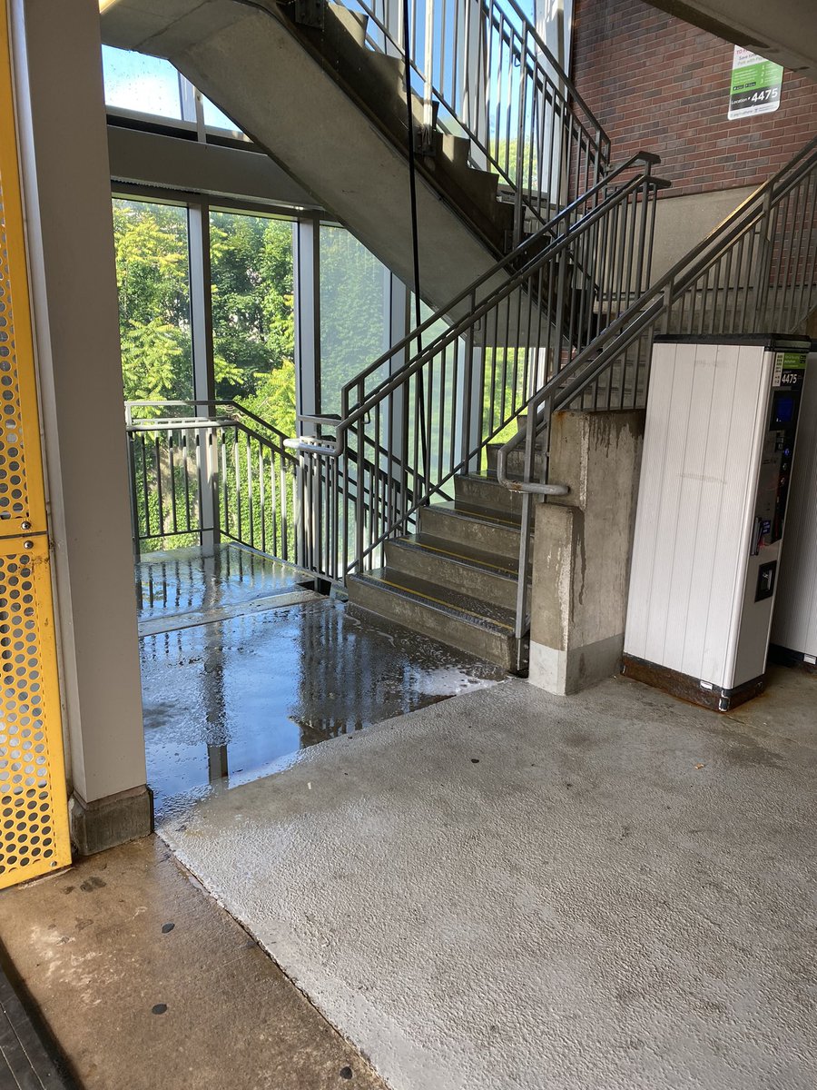 DangleBerryHC's tweet photo. @MBTA_CR  waterfall coming down the stairwell at salem station, someone slipping down them would be the least of your problems so far this week https://t.co/i7AtKBknVR