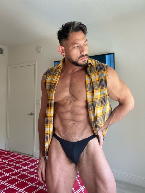 .
? @jj_malibu ?
.
#underwear #brief #sexy #sexymen #confort #gay #gaymen #picoftheday https://t.co/