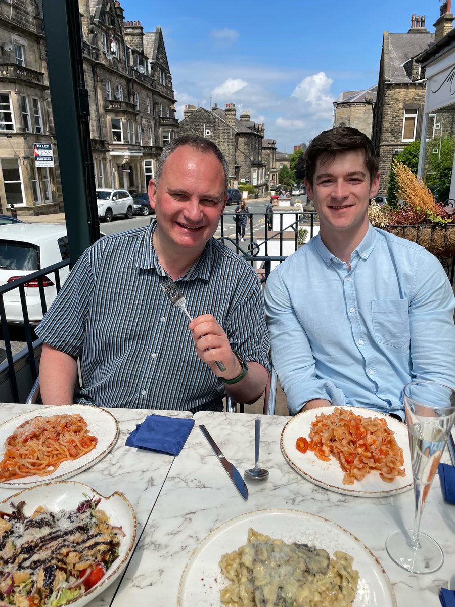 madebyextreme's tweet photo. The benefit of being an Agency Owner 👇

Technically you're part of every team, so you can go along to every team lunch 🍝 #LifeAtExtreme #VisitHarrogate #AgencyLife https://t.co/ul8qTTGMcy