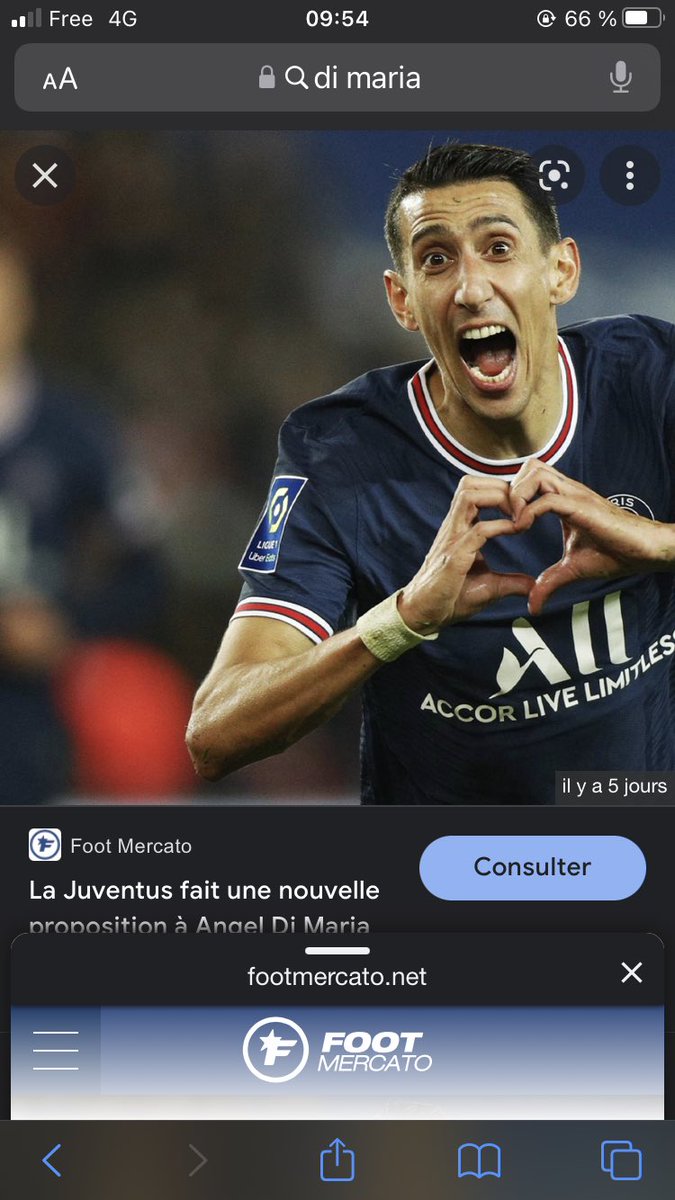 bubuluzubuu's tweet photo. #tgv7621 eh le mec en face de moins il pu (faut mettre du deo mon reuf) https://t.co/K6UxCT2ofF