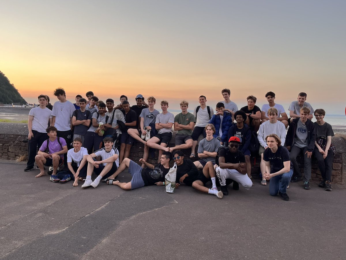 DulwichScience's tweet photo. A-level biology field trip go wild in Minehead https://t.co/gVS3beQxK3