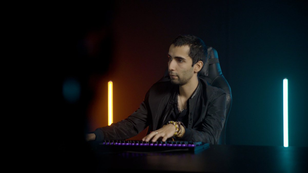 Today is the day! 👑👑