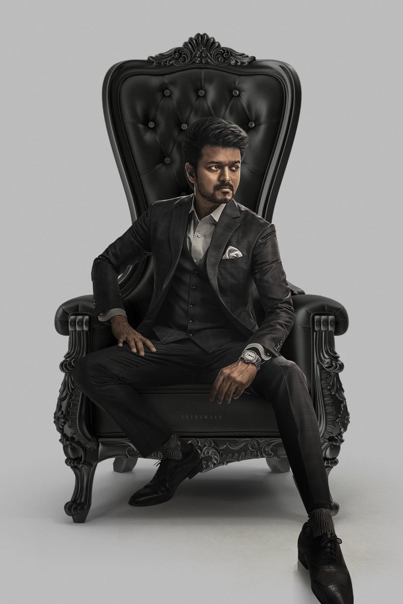tamil_alb_songs's tweet photo. King Of #TamilCinema @actorvijay #Actorvijay #vijayanna #varisu #nithuvijay #tharsanoffl #crownsofvijay @crownsofvijay https://t.co/uHITOJSn10