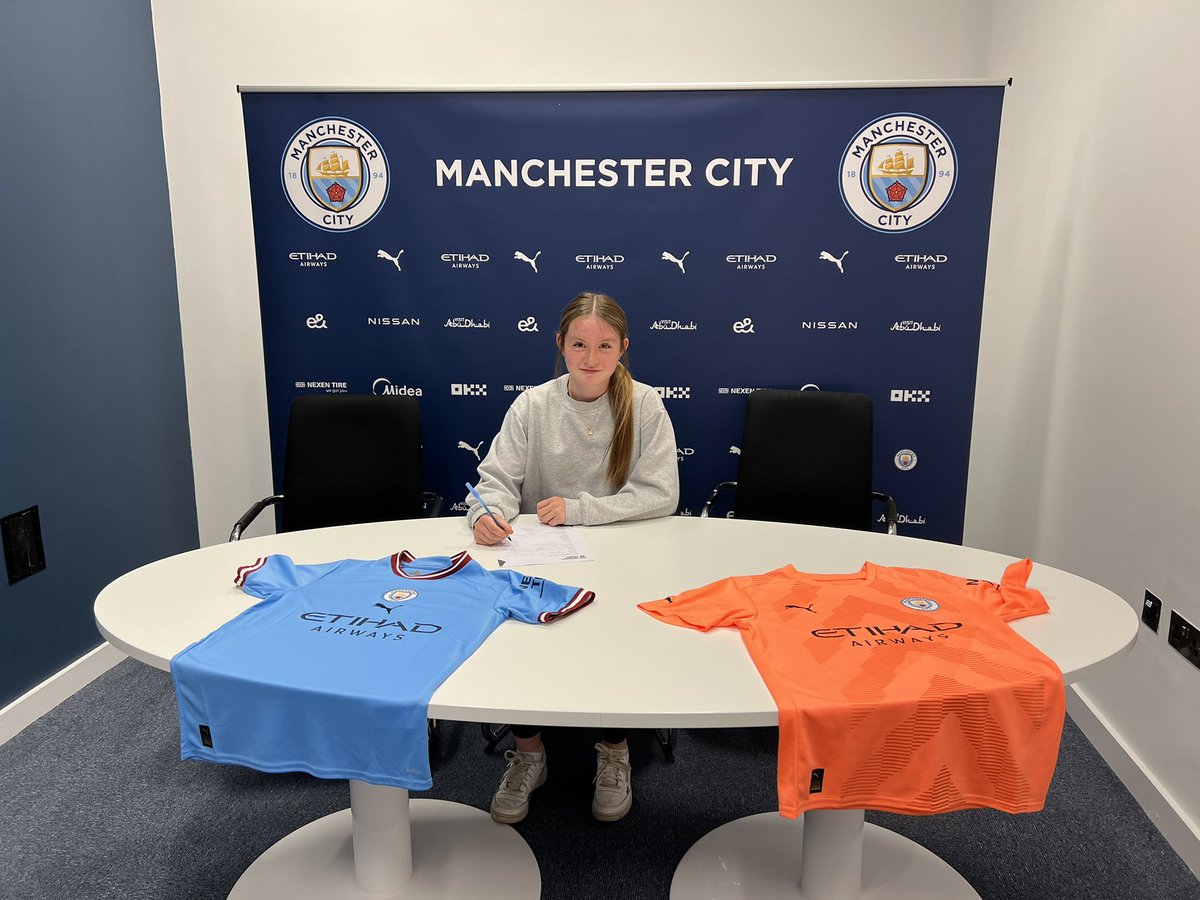 Helen Samson tweet media