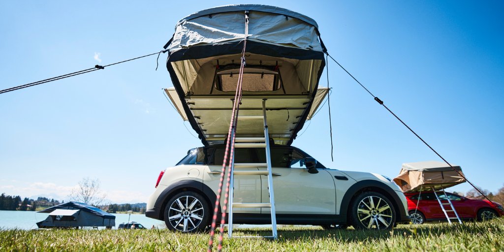 TCS_Schweiz's tweet photo. Für #Campingbegeisterte sind #Dachzelte für #Autos in den letzten Jahren immer beliebter geworden. Der #TCS hat sieben dieser #Autodachzelte getestet. Alle Ergebnisse 👉 https://t.co/IfPiJCmWOI
#myTCS #TCSTest #Camping https://t.co/ReLEDOEnq5