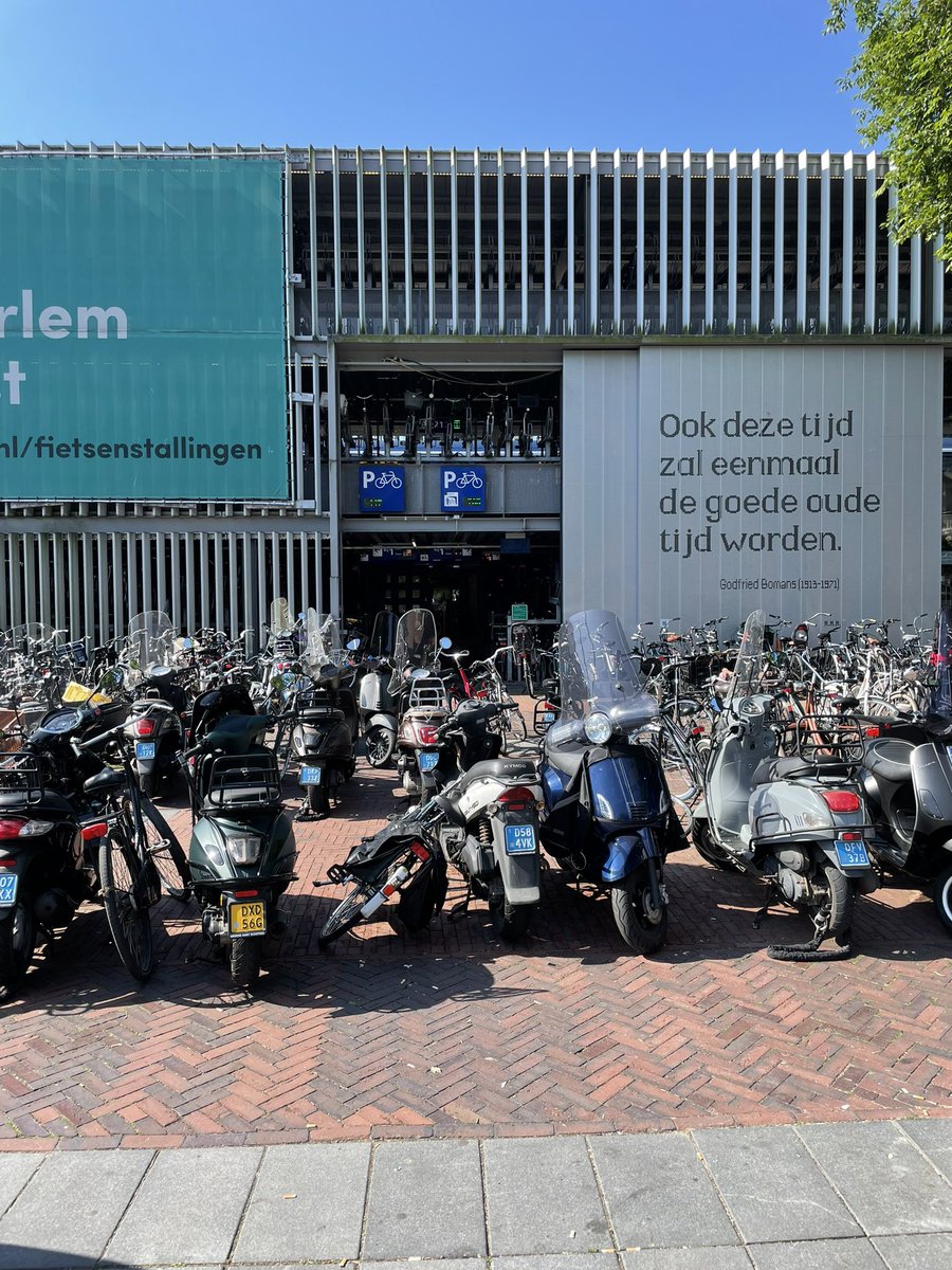 martijnbeijk's tweet photo. @NS_online @gemeentehaarlem @ProRail Zo dus…. https://t.co/JmAazuKCYE