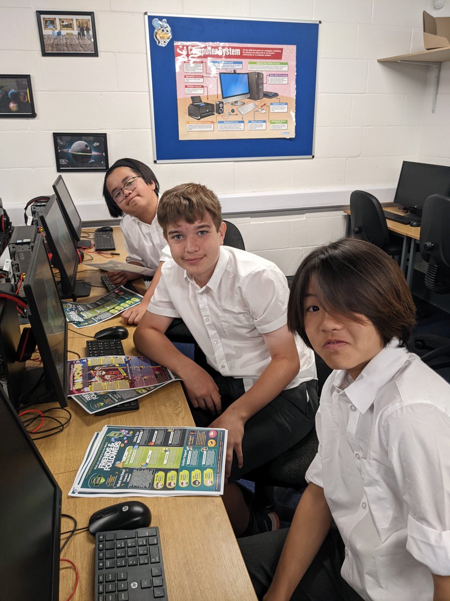 KingsCreativEly's tweet photo. Our KEJ @ChildnetDL Digital Leaders are ready for our Digital Picnic this afternoon. 4:30pm- 5:30pm. We are expecting around 100 parents and students to attend. #KEJComputing https://t.co/4JbkZOCuk9