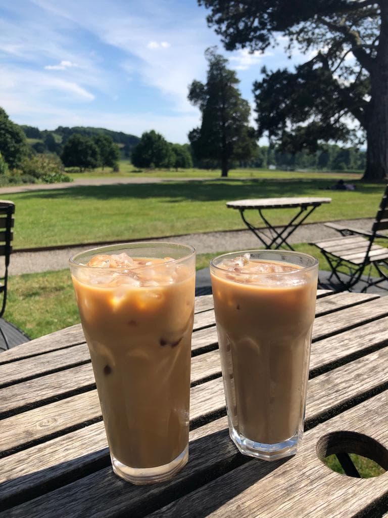 It looks like it's set to be another hot hot day!🌞

The good news is that you can now cool down with an iced drink from the tea-room at Berrington Hall. Choose from iced coffee, iced tea, homemade lemonade and iced chocolate, all served with this beautiful view.

#coffeeart