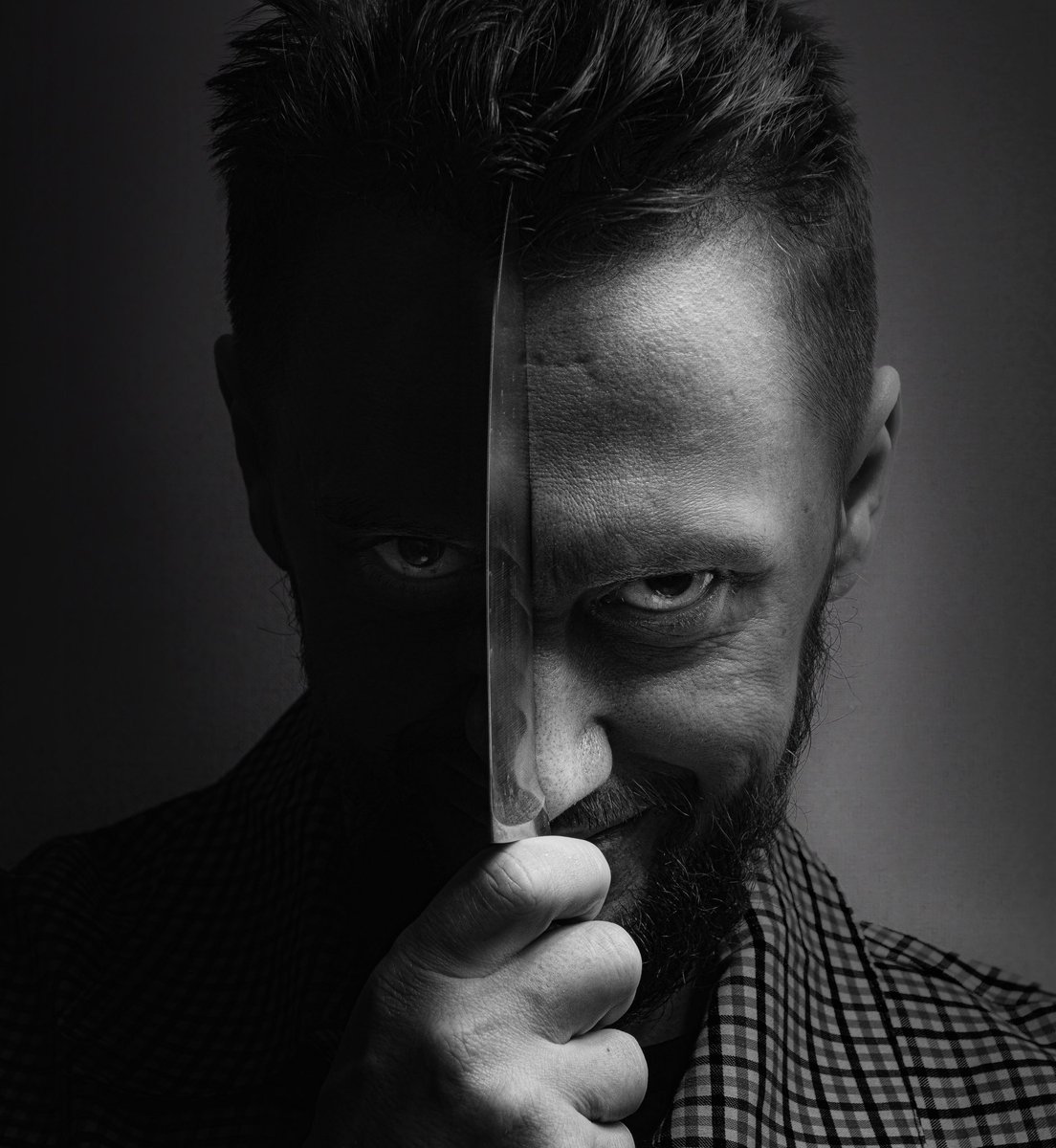 KulinichStepan's tweet photo. Автопортрет #photography #photooftheday #portrait https://t.co/UaWbf5TTzR