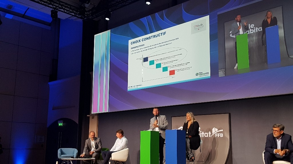 HabitatFFB's tweet image. #CN2022 : construire la ville sur la ville, 300 #logements (collectifs et individuels) résilients sur une friche industrielle, #SNBC, décarbonation, #RE2020, gaz vert, énergies renouvelables locales par Julien Dugnol (Amex) avec @GRDF @Cim_Beton @Groupe_Atlantic @LesageRector