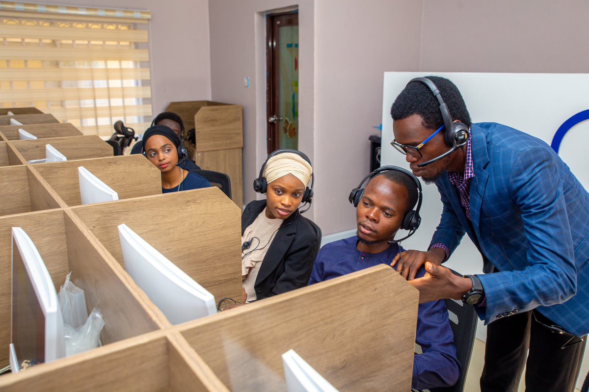 Teleconnect_ng's tweet photo. Teamwork is one of the many things that make us unique at @teleconnect_ng
Every day, we make sure to deliberate and collectively come up with creative ways to help our clients achieve
their desired results,
#Employessforhire https://t.co/cxKe7V9kLL