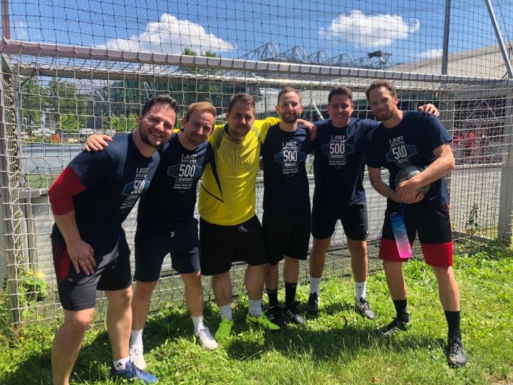 Vor kurzem nahm <a href="/DellTechAustria/">Dell Technologies Austria</a> am Charity Fussball Turnier für die Ukraine teil, um den Verein #Highway2Help zu unterstützen. Es ist uns eine große Freude hier dabei sein zu dürfen. Hier mehr zum Verein und die Spendenmöglichkeiten: dell.to/39JdJco
#iwork4Dell