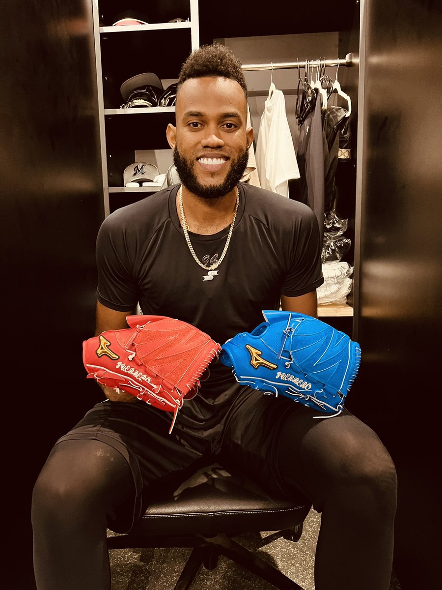 Arigato Gozaimasu to Masuda-San For this nice gift <a href="/mizuno/">MIZUNO （ミズノ株式会社）</a> gloves!