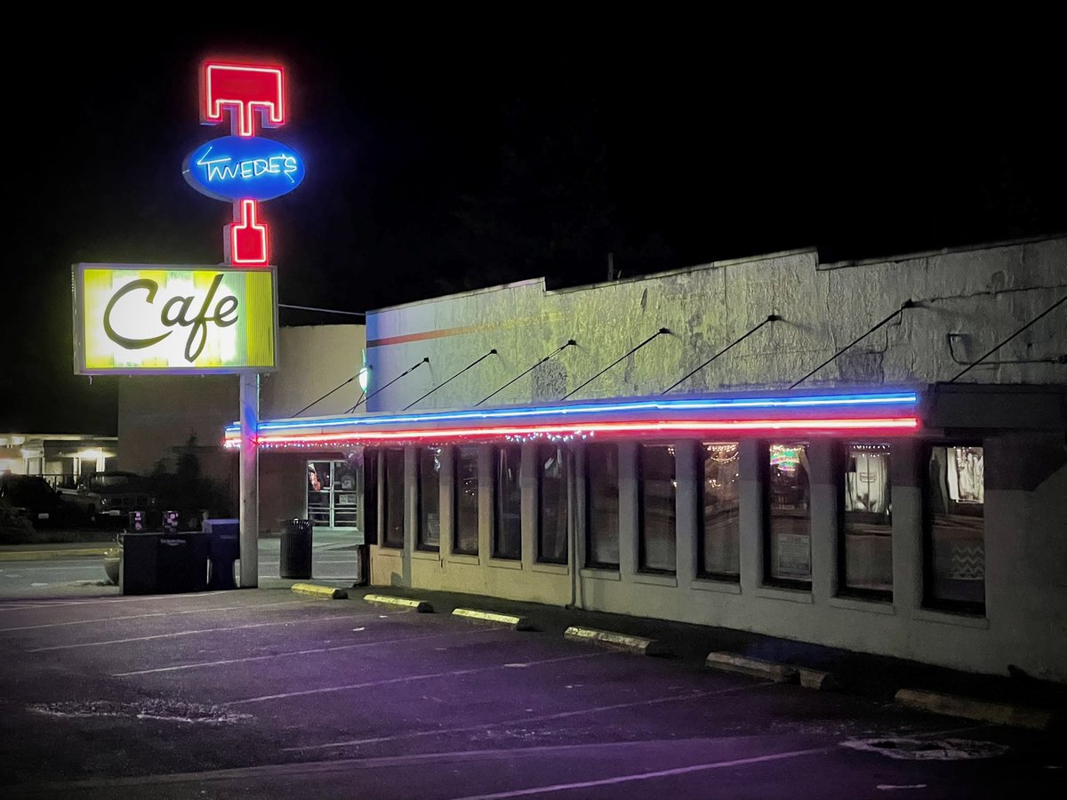 Here in Twin Peaks 

now it’s dark