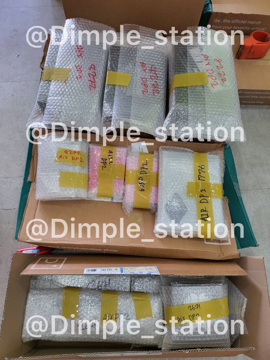 Dimple_station's tweet photo. [ #dimple_Update ]

ส่งกลับไทยรอบวันนี้ค่ะ 23/06
- อัลบั้ม proof
- มี่บอม
- เมิช Sunoo
- เมิช Hoshi
- 2022 Welcoming ikon https://t.co/f1hVu6hT1j
