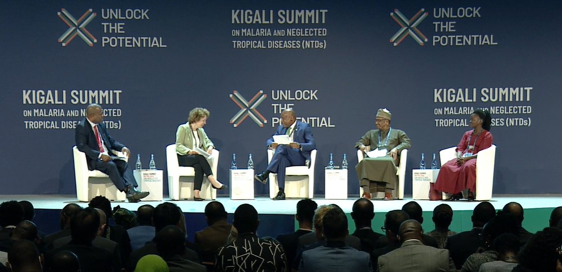 Panel 1 of the #KigaliSummit, on key ingredients to successfully #EndMalaria &amp; #BeatNTDs is kicked off by Prof <a href="/sokolo12/">Prof Stanley Okolo</a> <a href="/OoasWaho/">WAHO | OOAS</a>, w panellists Hon Dr <a href="/DrEOEhanire/">Dr. E. Osagie Ehanire MD, FWACS</a> <a href="/Fmohnigeria/">Federal Ministry of Health, NIGERIA</a>, <a href="/JoLomasFCDO/">Jo Lomas</a>, 
R Tamata MoH #Vanuatu🇻🇺, Lucy Oyella #Uganda🇺🇬 &amp;
Dr Poonam K Singh <a href="/WHOSEARO/">World Health Organization South-East Asia</a>