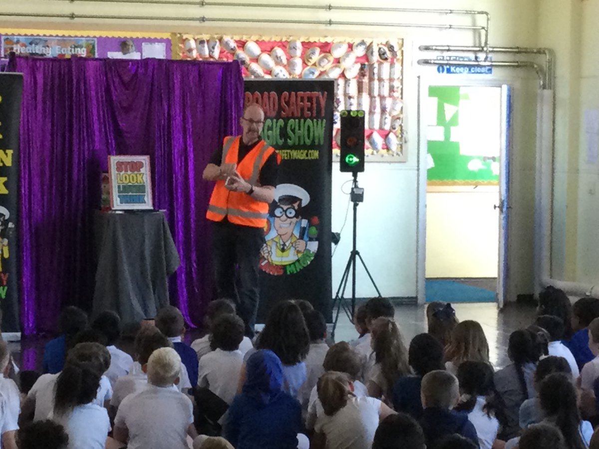 DBJSchool's tweet photo. Yesterday, we were lucky to have Alan from the Road Safety Magic Show in school to talk to the children about road safety as well as entertaining them with his amazing magic skills. Thank you, Alan. https://t.co/49tDk29M99