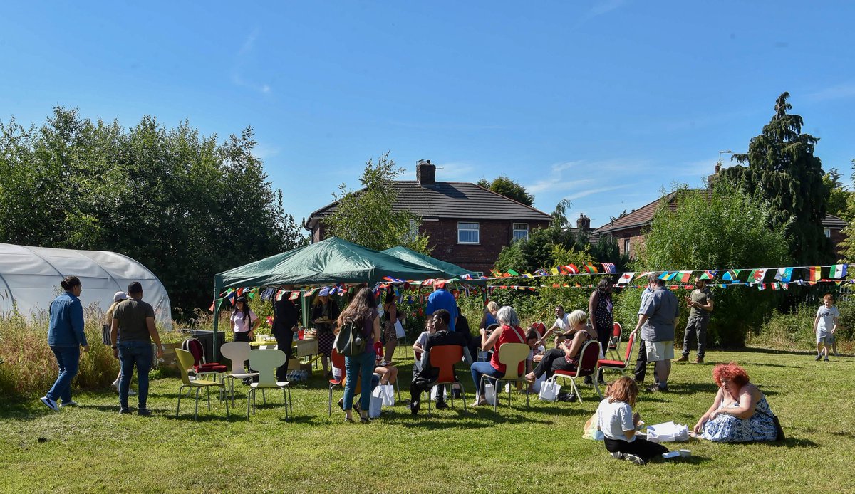 sthelenscouncil's tweet photo. A beautiful afternoon at @AvenueSexton Community Allotment, where an international food garden party was held as part of #RefugeeWeek2022!

#StHelensTogether https://t.co/q6KeQyvxyy