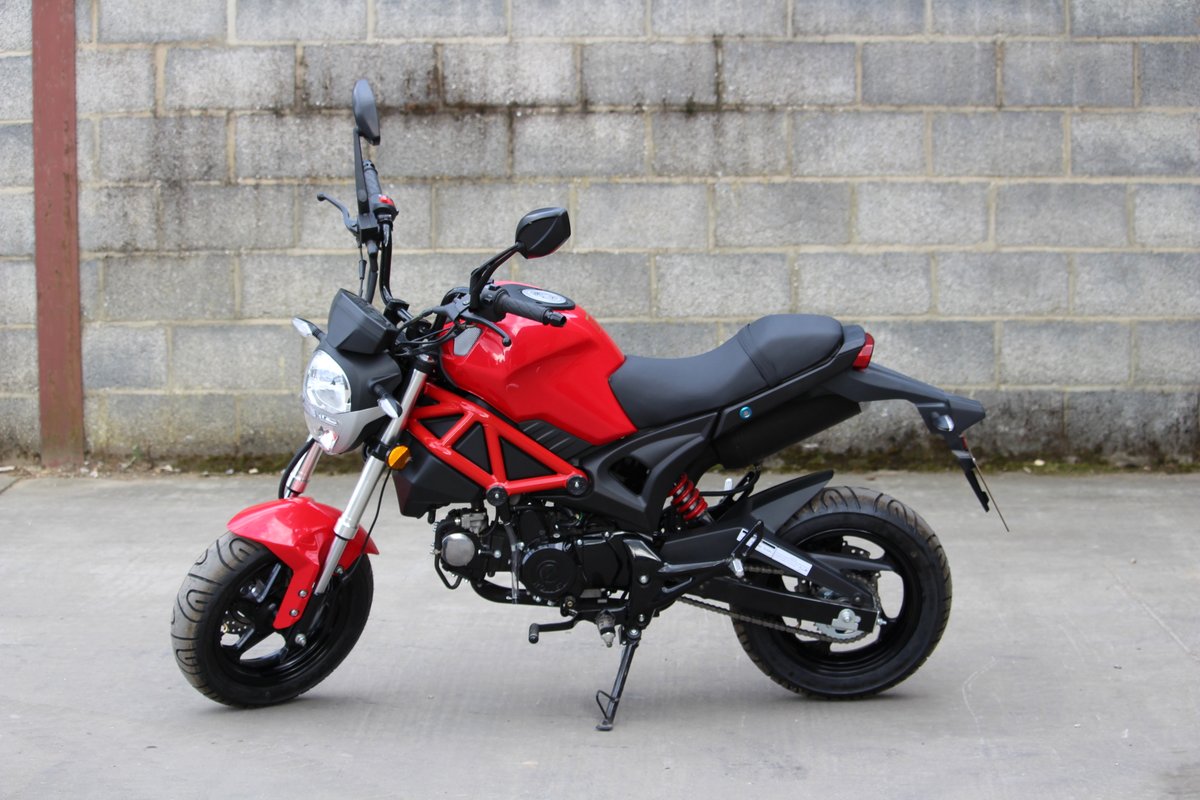 wkbikes's tweet photo. The WK Colt 50cc, available in red, white or black. Super cool, easy to ride, perfect for nipping around town!

Just £1899! ➡️https://t.co/JgL09NhTLI

 #wkbikes #wkcolt #50cc #125cc #sx125 #ttr50 #scrambler #motorcycles #scooter #16yearsold #17yearsold https://t.co/oCmCS7QH6h