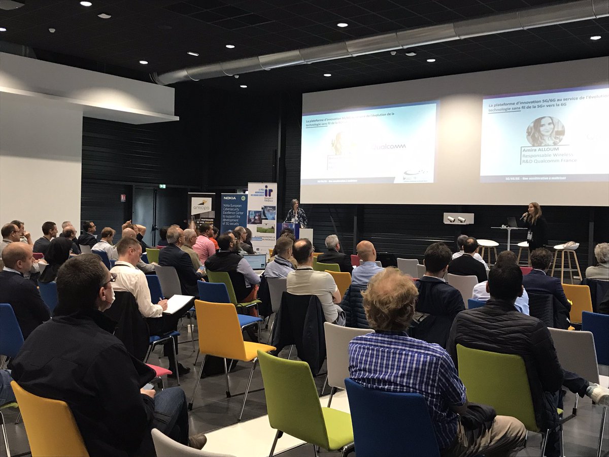 imagesreseaux's tweet photo. Un zoom sur @Qualcomm ! 

Après une présentation de la plateforme d’innovation de #Lannion, @AlloumAmira nous explique comment celle-ci s’incorpore au cycle d’innovation et de recherche de Qualcomm pour définir la transition technologique de la 5G vers la 5G+ à la 6g ! https://t.co/NnC0tkjh5z