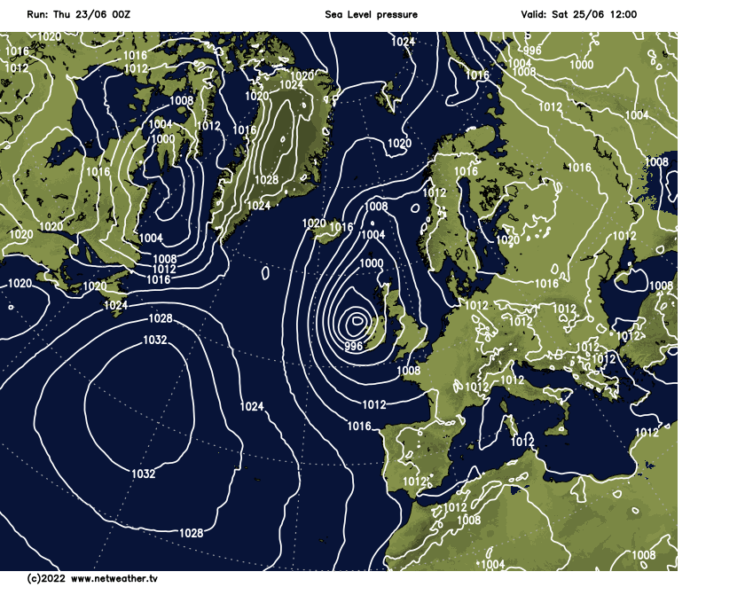 Icy_Samuel's tweet photo. For the #Galtee challenge on Saturday, the weather ain't looking particularly good. Showers likely throughout the day, with wind growing increasingly strong and gusty with temperatures likely in the high single fingers along the top @GalteeWalking
Charts from @Netweather https://t.co/rCZX2HanaH
