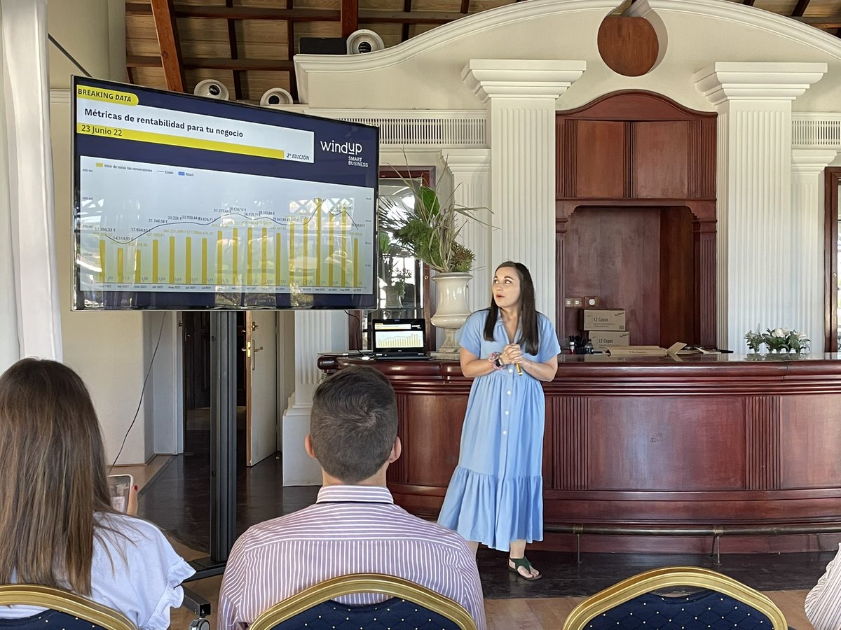 Métricas de #rentabilidad para tu #negocio, nos lo cuenta <a href="/Al0ohaa/">Tere ML</a> , nuestra PPC Specialist ✅ #BreakingData 🔴