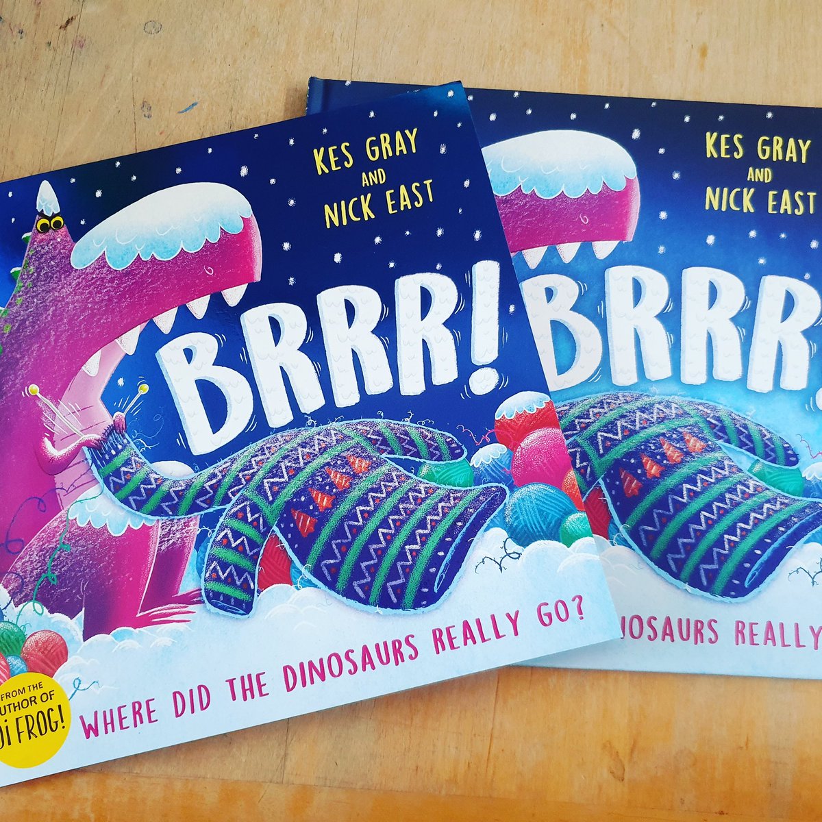 This bonkers dino book by #kesgray and published by @HachetteKids, is out in hardback today. To celebrate I'm giving away two signed copies #Giveaways like & RT to win a copy. Goodluck! Oh BTW, pictures are by me :-)