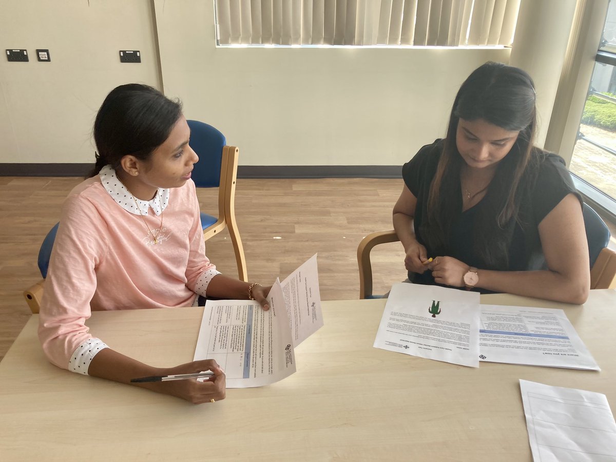 HIT_CAVUHB's tweet photo. Who doesn’t love a bit of role play?! Excellent interactive session on VBAs as part of the Medicine NMPP ✏️ 💡 https://t.co/FPnQjOOV3R