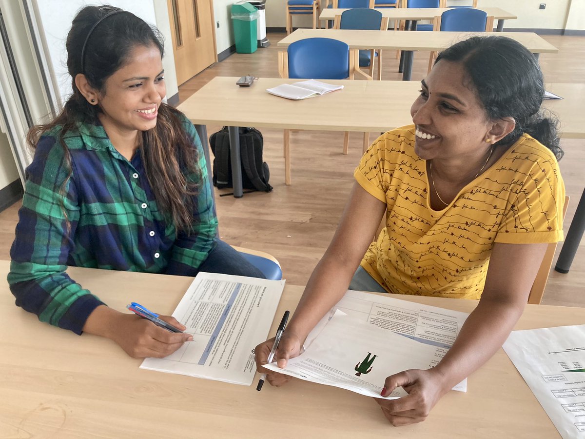 HIT_CAVUHB's tweet photo. Who doesn’t love a bit of role play?! Excellent interactive session on VBAs as part of the Medicine NMPP ✏️ 💡 https://t.co/FPnQjOOV3R