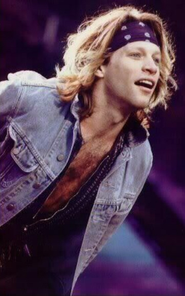 SukursalRock's tweet image. On this day, June 23, 24 and 25, 1995, Bon Jovi performed live at Wembley stadium, London, UK, with the tickets completely sold out. The These Days Tour is remembered as the most spectacular in Bon Jovi's career. The power of music came to London with #BonJovi. #27thAnniversary