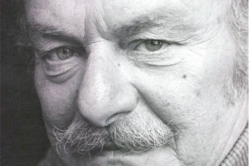 Yarınımızın ne olacağını bilmiyorduk, Gene bilmiyoruz, ama bir umut bu çocuk,
Umutsuzluğumuzun umudu.
Git bul ormanda onu

Teknenin Ölümü, Melih Cevdet Anday