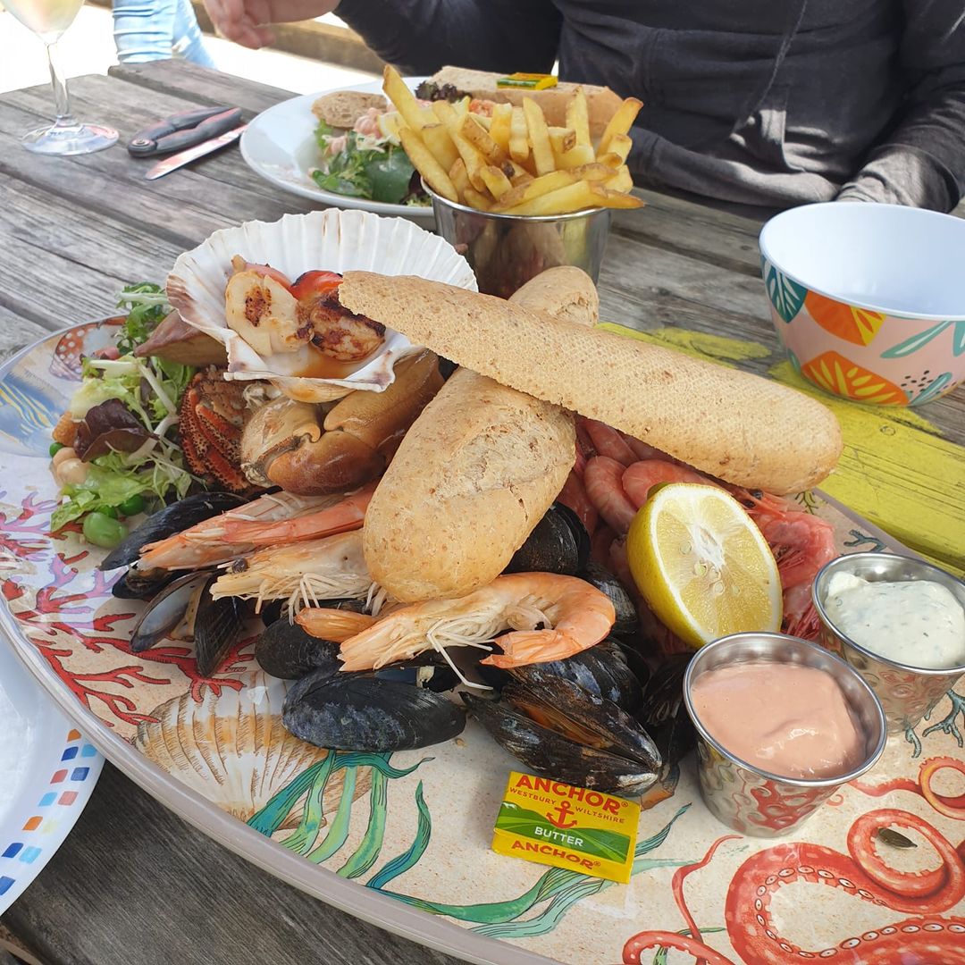 An excellent choice! 

📸 by Julia on Facebook 

#salcombe #winkingprawn #lunch #foodie #seafood