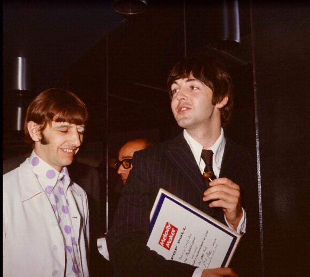ToursBeatles's tweet photo. At the Melody Maker Awards, GPO Tower, London 1966 #TheBeatles  #Sixties #1960s #bttower #postofficetower #gpotower #melodymaker #beatleslondon #sixtiesstyle https://t.co/jTz3eSb8Kd