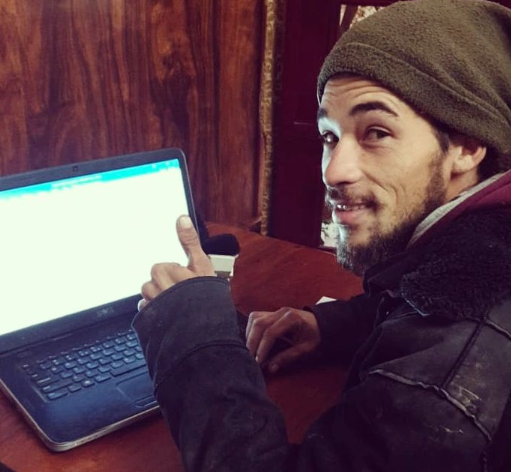 i3A_BFN's tweet photo. Graduation is close by! Some of our e-learn students submitted their last assignments! Well done Lluwellyn from Loxton in the Northern Cape!🥳
#onlineclasses #elearning  #elearning #student  #students #agrisa #agriculture #animalproduction #Diploma #Masks https://t.co/OAEZjlP05e