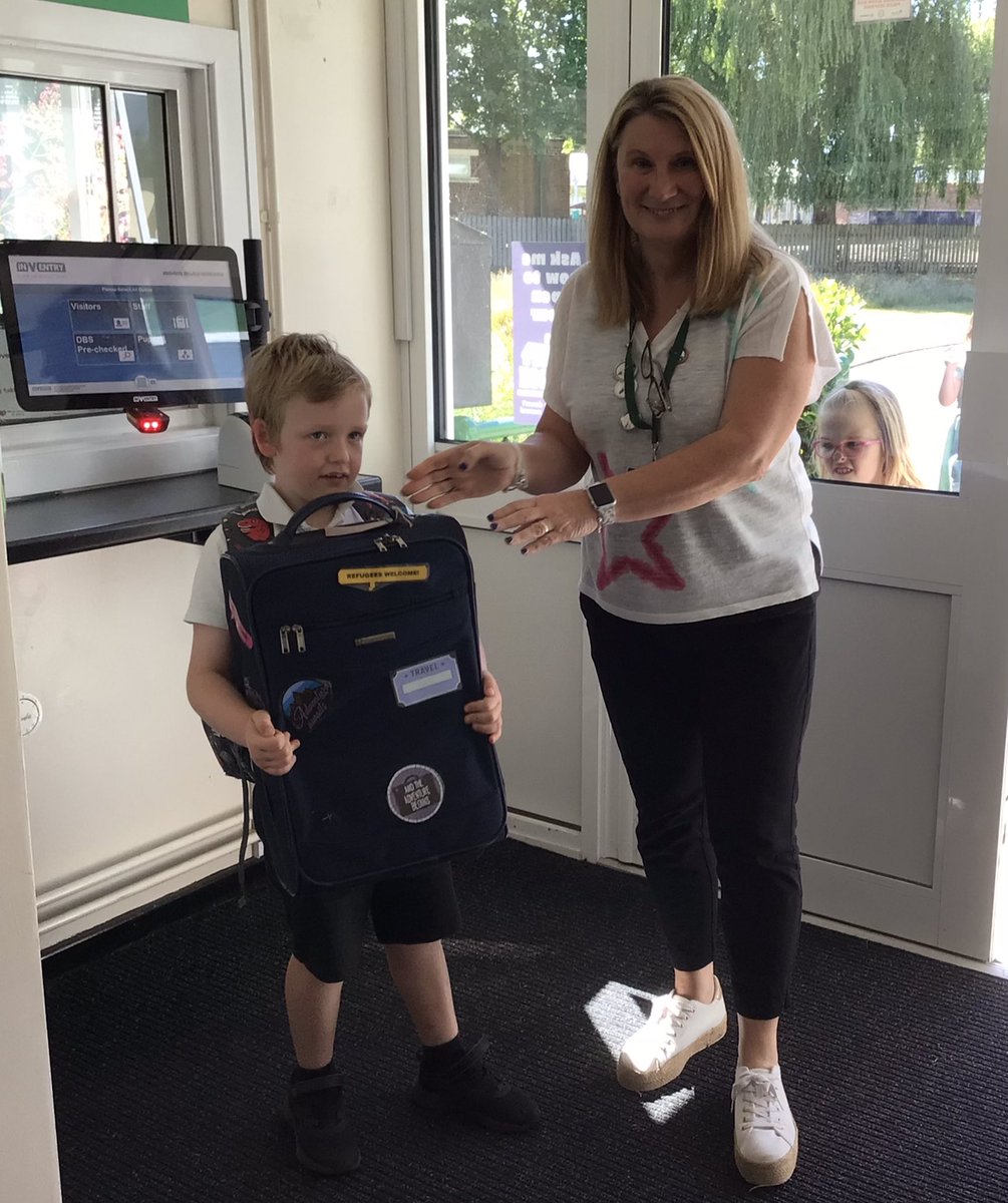 Overchurch_Jnrs's tweet photo. The Journey of The Travelling suitcase continues to Overchurch Junior School from Christchurch Moreton.@CentreDeen @wirralmeas @slswirral https://t.co/isyjj5Gf1F
