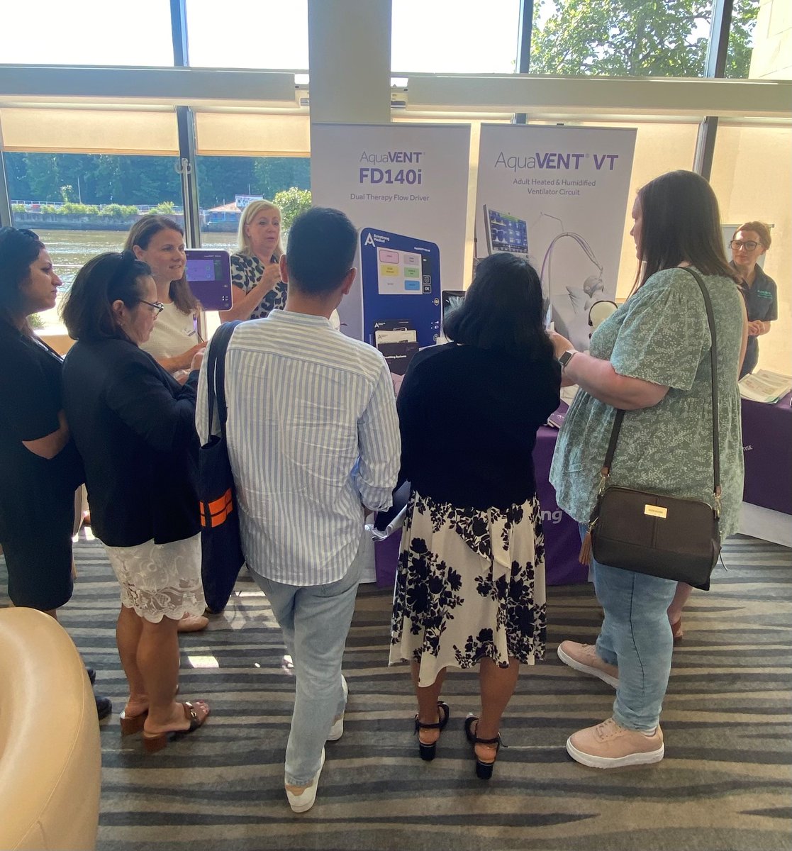 EakinResp's tweet photo. Good morning from the Newcastle Critical Care Conference by Newcastle Upon Tyne Hospitals Foundation Trust Critical Care Unit.
Tara, Laura & Victoria are looking forward to meeting nurses & physiotherapists from #criticalcare units throughout the Trust.
#CPAP #HFOT #FD140i https://t.co/s5iPnbJhQ1