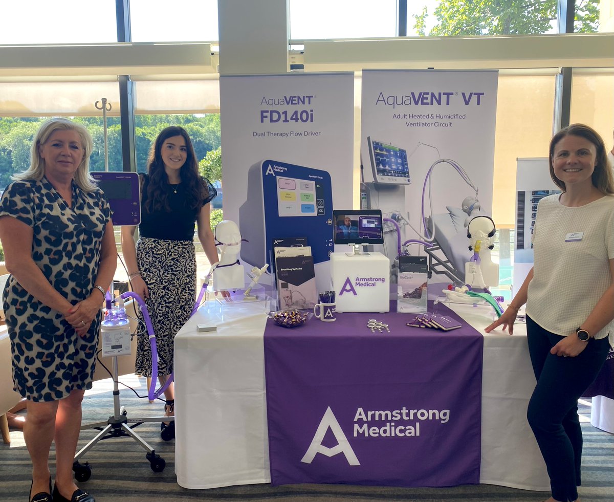EakinResp's tweet photo. Good morning from the Newcastle Critical Care Conference by Newcastle Upon Tyne Hospitals Foundation Trust Critical Care Unit.
Tara, Laura & Victoria are looking forward to meeting nurses & physiotherapists from #criticalcare units throughout the Trust.
#CPAP #HFOT #FD140i https://t.co/s5iPnbJhQ1