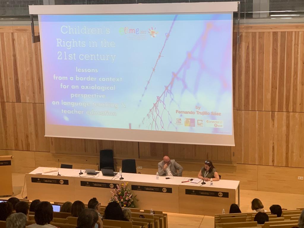 ellme2022's tweet photo. The great Fernando @ftsaez on the ELLME conference right now. Such a talented and experienced person in Education and Language acquisition.

#ELLME2022 #internationalconference #universityofGranada #UGR #EECERA #AILAELLReN #granadaspain https://t.co/9JZ7bp7mJg
