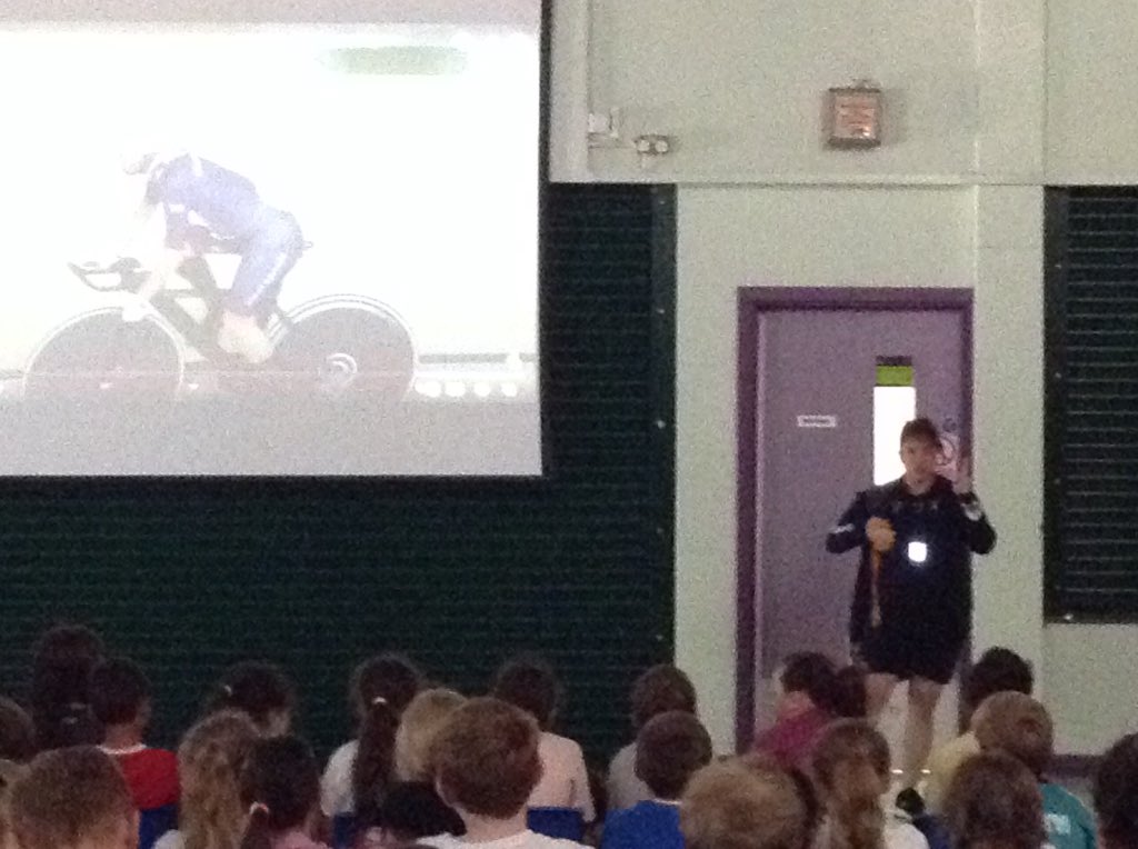 springwoodyear4's tweet image. We are having an assembly from the Paralympic cyclist Megan Giglia who is telling us about her life. She won the first Gold Paralympic Medal at Rio 2016.  #swhassembly #swhvisitor #swhpe #swhhealthandwellbeingweek @sportsfs @Liverpool_SSP #swhvalues #swhhistory #swhglobal