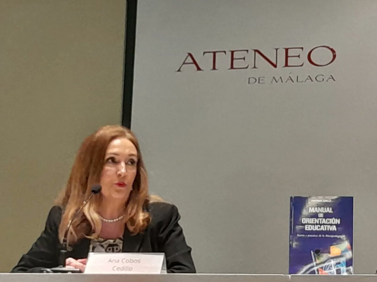 ProEm_Red's tweet photo. ▶ Ana Cobos, presidenta de @CopoeOrienta y colaboradora de la #RedPROEM, ha presentado su libro 📖 “Manual de orientación educativa. Teoría y práctica de la psicopedagogía”.

ℹ️👉https://t.co/nyrZaoXlXa
#OrientaciónEducativa #Jóvenes https://t.co/KrldDxCpR4