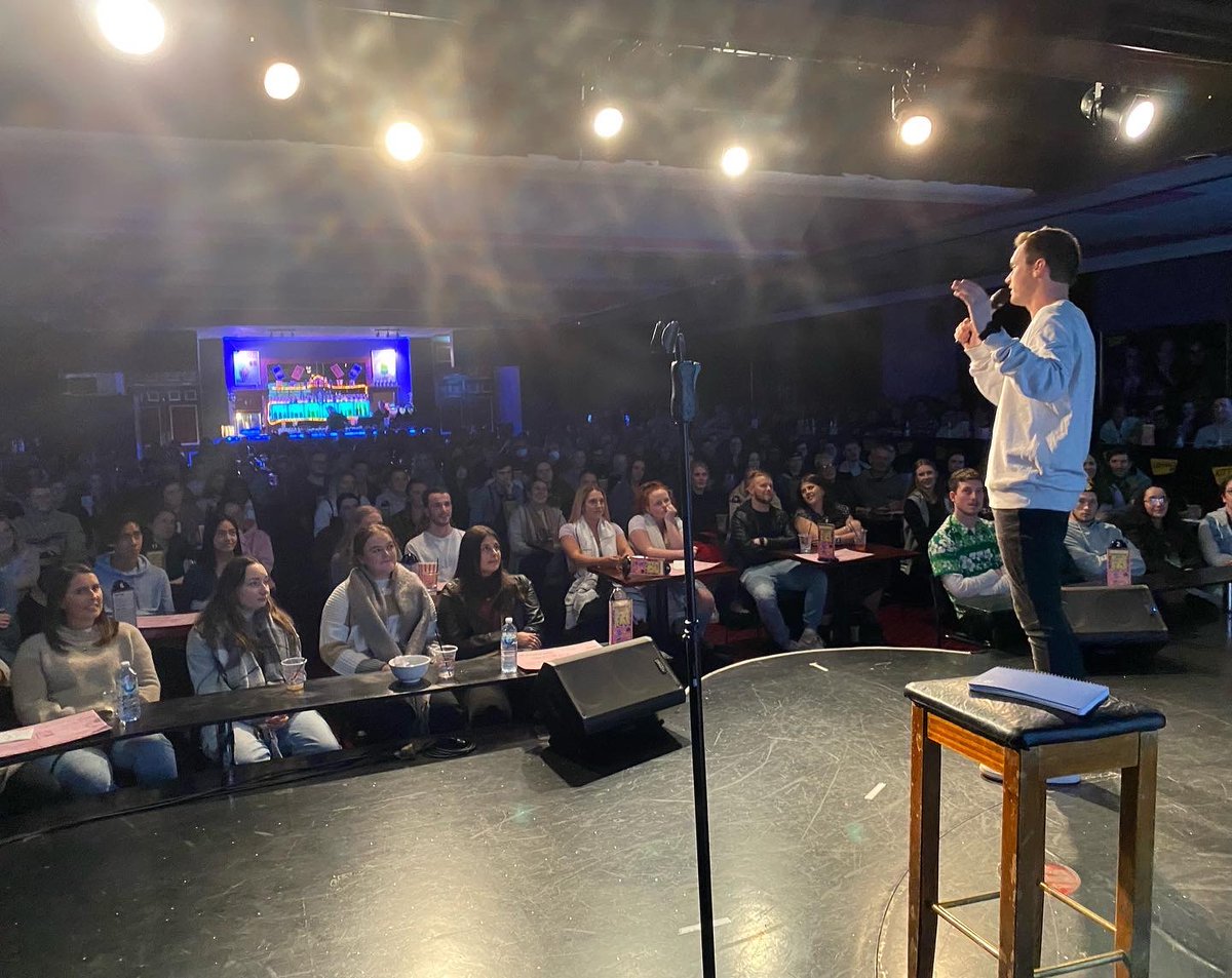 The Comic's Lounge tweet media