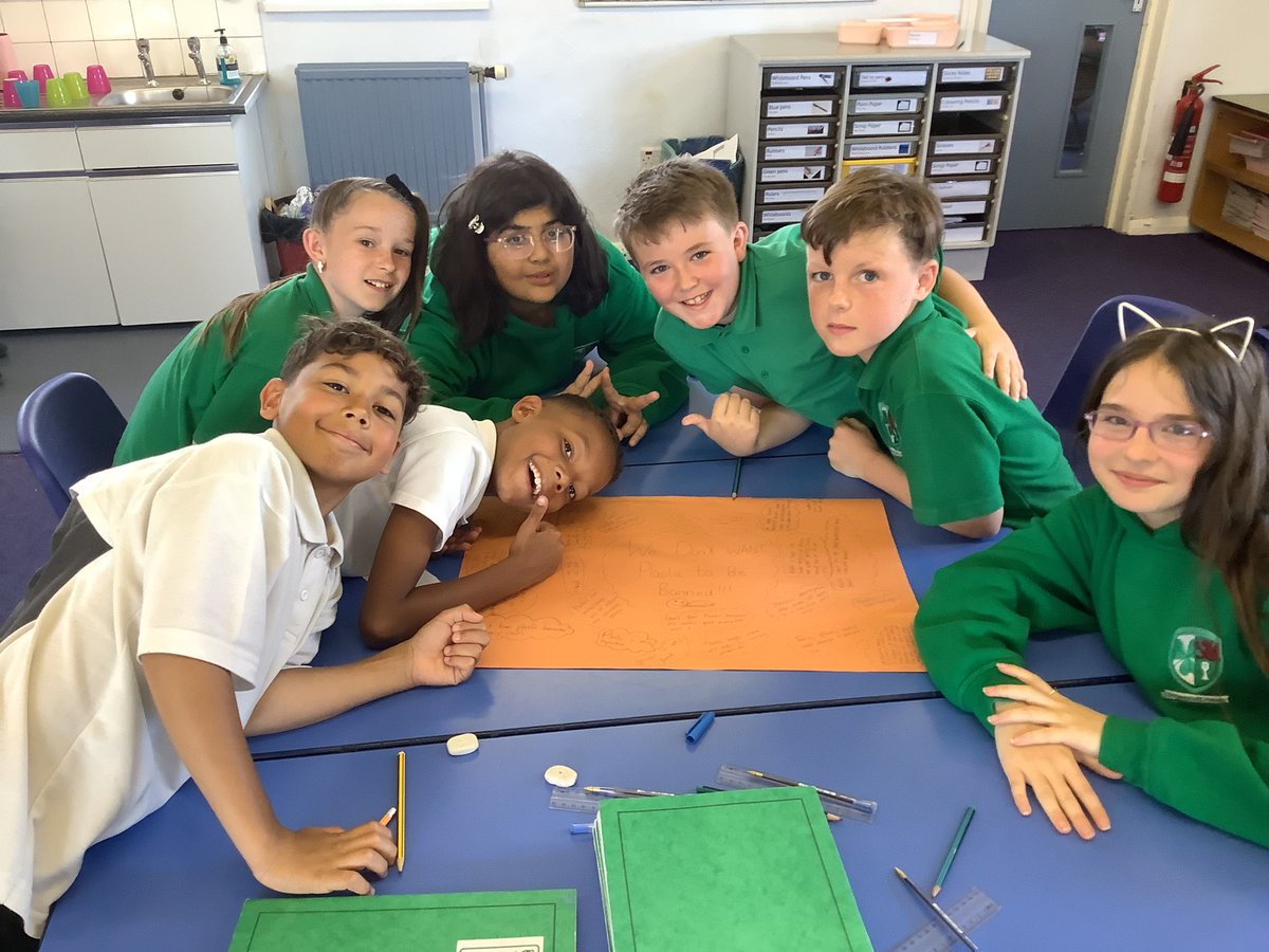 StPatsCardiff's tweet photo. Y5/6S have been using the ‘Habits of Discussion’ to debate about whether plastic should be banned. They spoke so clearly, used wonderful vocabulary and were very respectful of one another! #tlac #habitsofdiscussion #faithhopelove @CSC_langlitcomm https://t.co/aAi3RaWcwZ