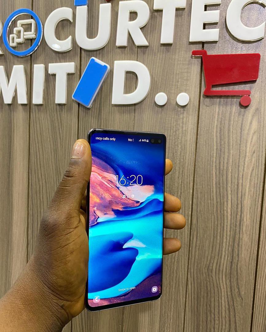 ProcurTech's tweet photo. Samsung Galaxy S10 plus 128gb/8gb  Dual Sim 
( Foreign Used )

PRICE: NGN185,000

+ Immersive Infinity-O display
+ Ultrasonic fingerprint sensor 
+ Excellent cameras
+ Very fast performance
+ Superb battery life and can charge other gadgets wirelessly
+ Headphone jack

#SamsungS https://t.co/PzaxqLwHC1