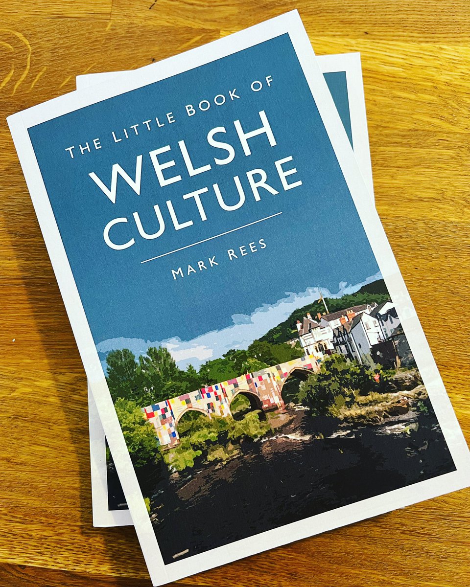 HomemadeWales's tweet photo. The perfect read for a sunny Summers day. In store now 🌞

#welshculure #welshlegends #bookseller #booklover #highstbarry #barry #barryisland #valeofglamorgan #shoplocal https://t.co/GwP6DbqGvD