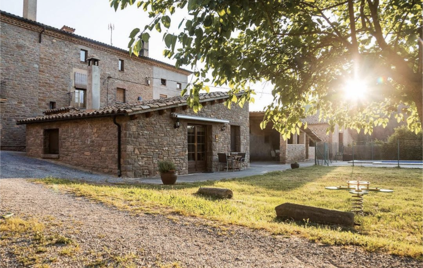 bagesturisme's tweet photo. Sabies que al Bages hi ha una gran varietat d'allotjaments amb la certificació #Biosphere que certifica el seu compromís amb la sostenibilitat? Troba'ls a https://t.co/mcm03A6rLK 

📷 @calsegudet @lescortsdebiosca @calajulita @elsplans https://t.co/6CoLMBkRac
