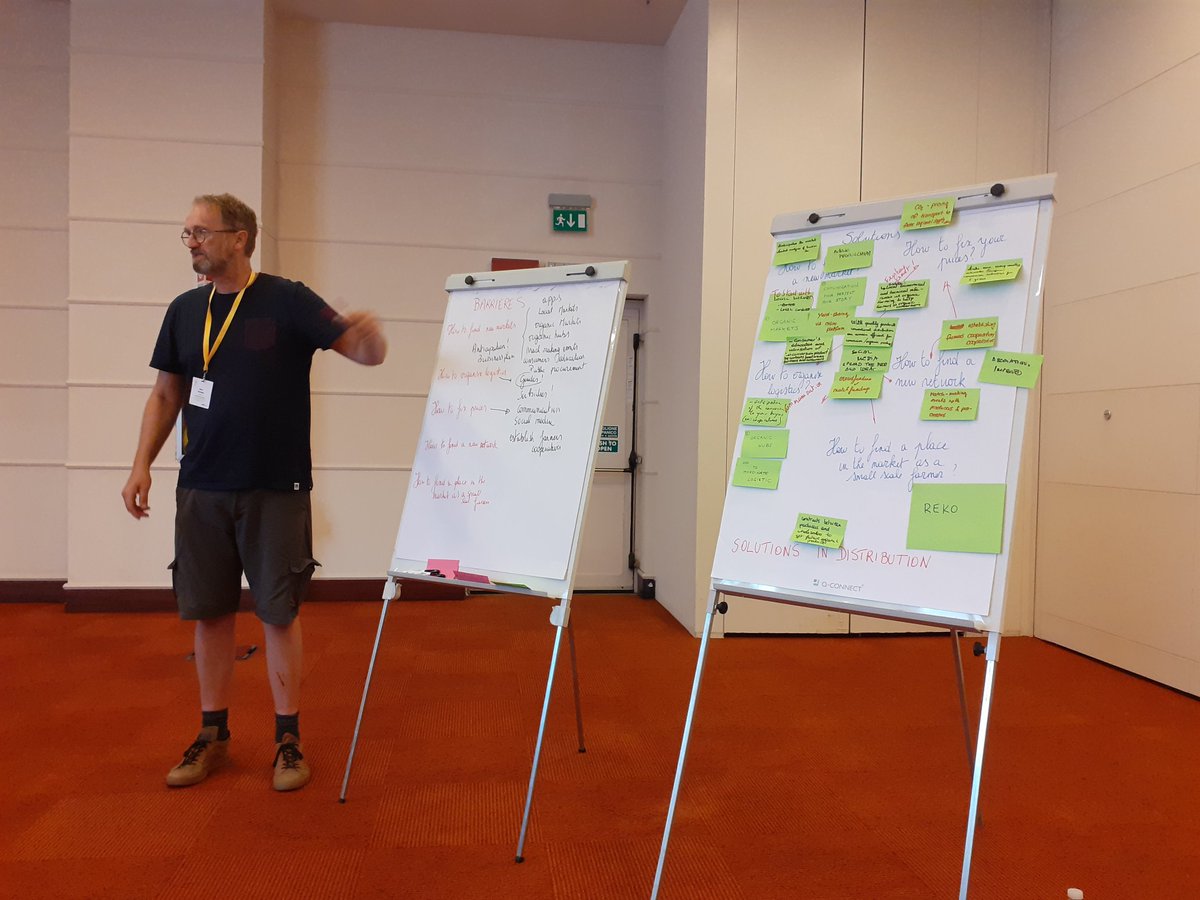 Today at
<a href="/EIPAGRI_SP/">EIP-AGRI Support Facility</a>  #EIPagri
#Conversion to #OrganicFarming we ponder in small groups the challenges, applicable solutions as well as barriers and solutions for their uptake, in organic production, processing, marketing and distribution. Interesting 2nd day of the workshop!