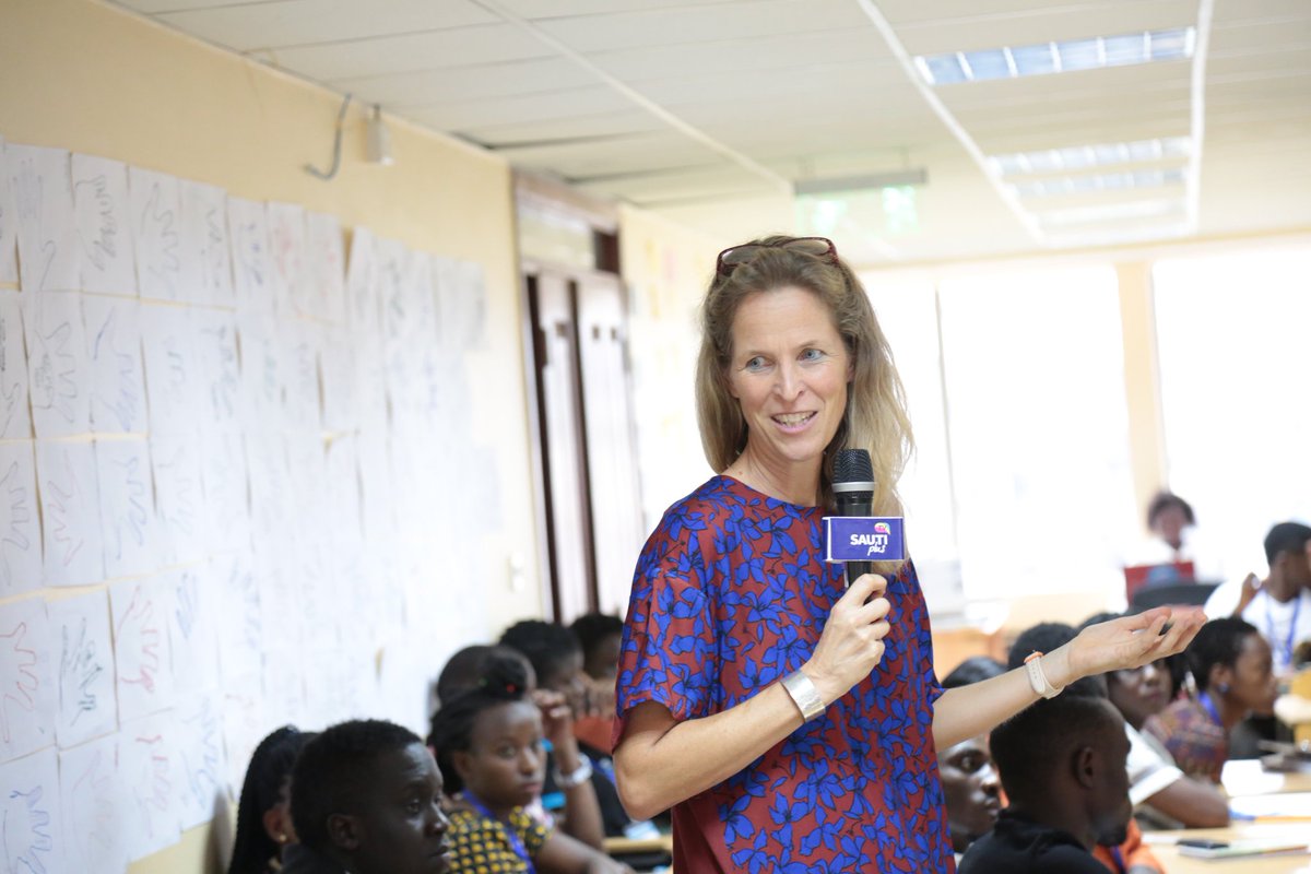 LftWUG's tweet photo. We throw back to #PEA19 academy moments.
Through the academy our partners @reachahand advocate for disability inclusion and it's also a platform for young persons with disabilities get equipped with health & livelihood skills.
@WeCanWorkUG #TBT https://t.co/Vc9dM3fWW5